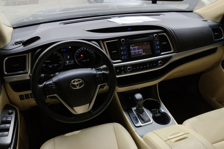 丰田 汉兰达 2021款 2.0T 四驱精英版 7座中控内饰12