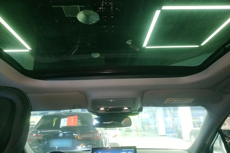 林肯 冒险家 2022款 2.0T 两驱尊享版中控内饰22