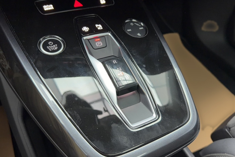 奥迪Q4 e-tron 2023款 40 e-tron 创境版局部细节18