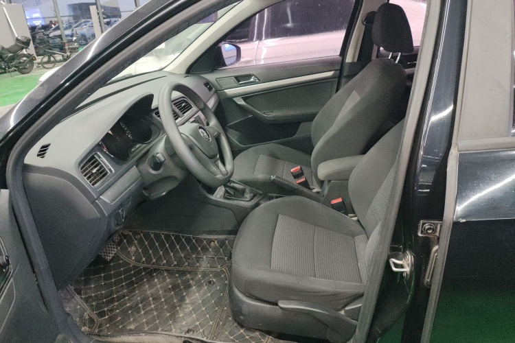 大众 朗逸 2017款 1.6L 自动风尚版局部细节19