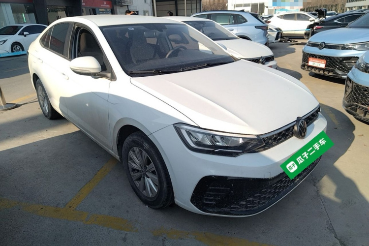 大众 朗逸 2023款 新锐 1.5L 自动新逸版车身外观3