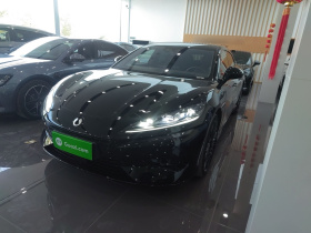 腾势Z9GT 2024款 1100四驱Ultra版