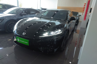 腾势Z9GT 2024款 1100四驱Ultra版