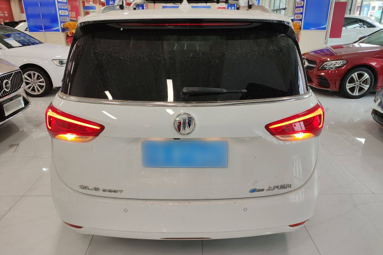 别克GL6 2021款 323T 轻混动互联豪华型车身外观6