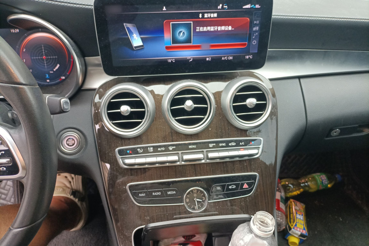 奔驰C级 2021款 C 200 L 时尚型局部细节16