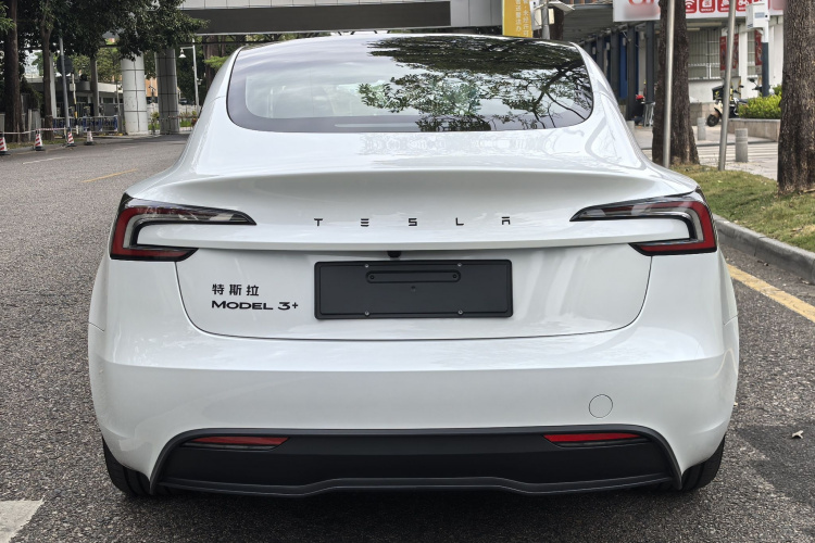 特斯拉 Model 3 2025款 改款 长续航后轮驱动版车身外观6003