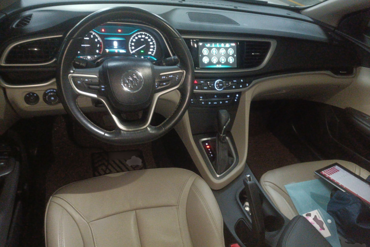 别克 英朗 2019款 15T 双离合互联精英型 国V中控内饰12