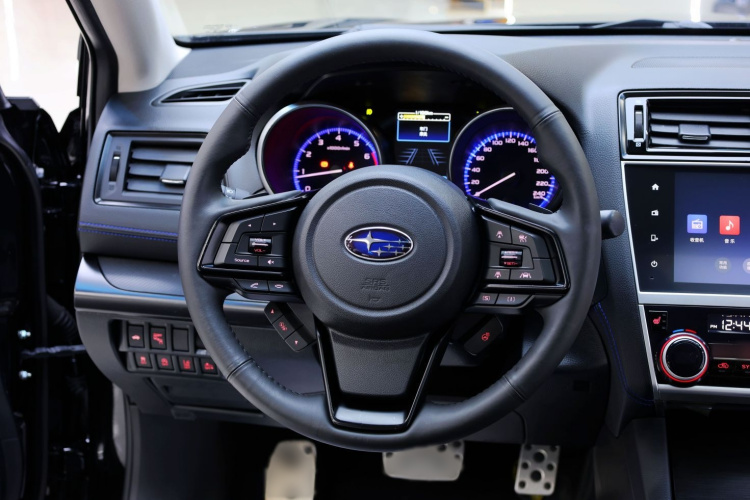 斯巴鲁 力狮 2020款 改款 2.5i 荣耀限量版 EyeSight局部细节13