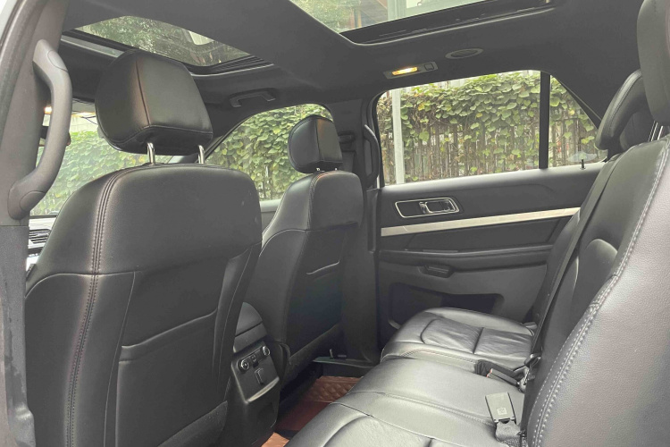 福特 探险者(进口) 2017款 2.3T 风尚版中控内饰7002