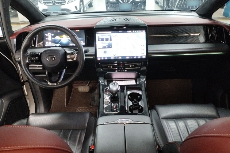 广汽传祺 传祺M8 2023款 宗师系列 400T 至尊版中控内饰12