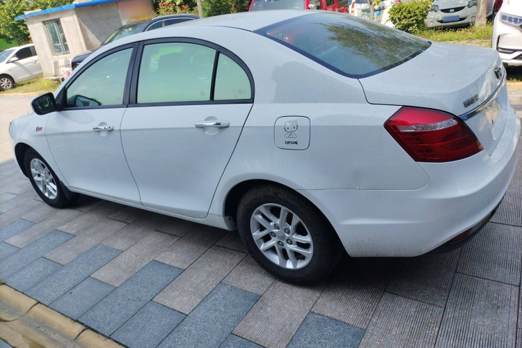 吉利汽车 帝豪 2017款 三厢百万款 1.5L 手动豪华型车身外观6003