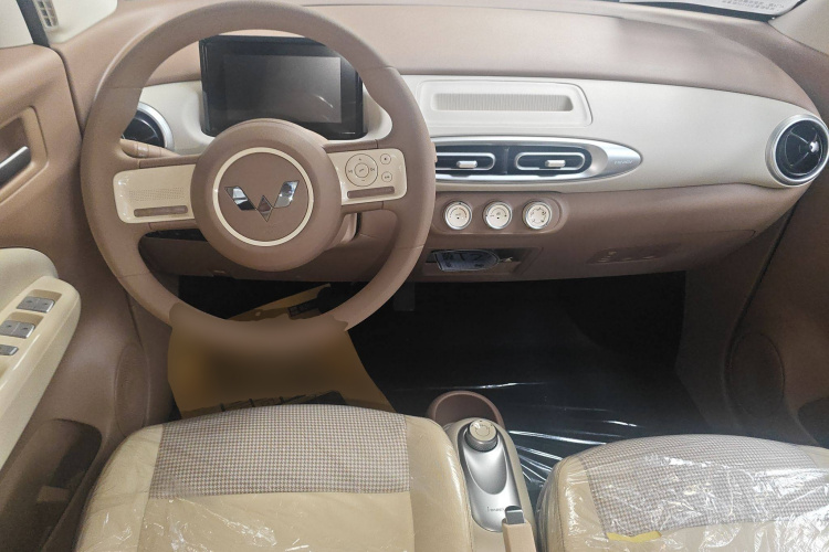 五菱汽车 宏光MINIEV 2025款 四门版 进阶款中控内饰12