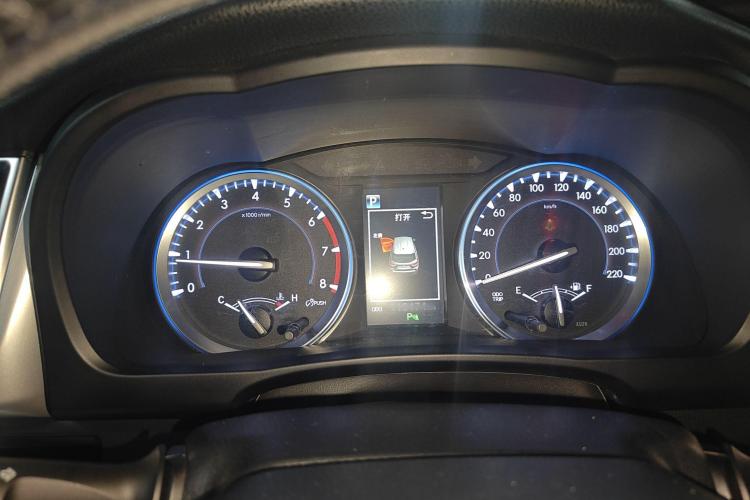 丰田 汉兰达 2018款 2.0T 四驱豪华版 7座 国V中控内饰14