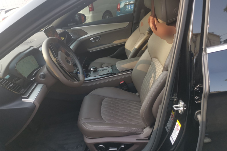 比亚迪 汉 2025款 EV 506KM尊贵型中控内饰19