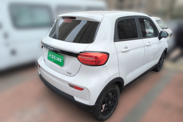 零跑汽车 零跑T03 2023款 310轻享版车身外观7