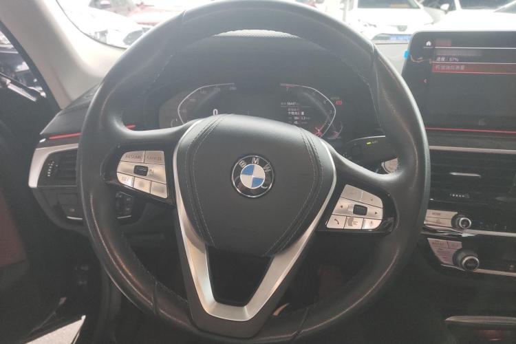 宝马5系 2022款 改款 525Li 豪华套装局部细节13