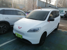 五菱汽车 五菱宏光新能源 2025款 增程式混动 50KM 舒适型