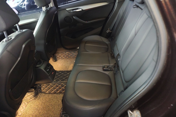 宝马X1 2019款 sDrive20Li 领先型中控内饰7004