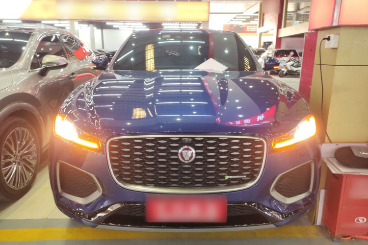 捷豹F-PACE 2021款 340PS R-Dynamic SE车身外观2