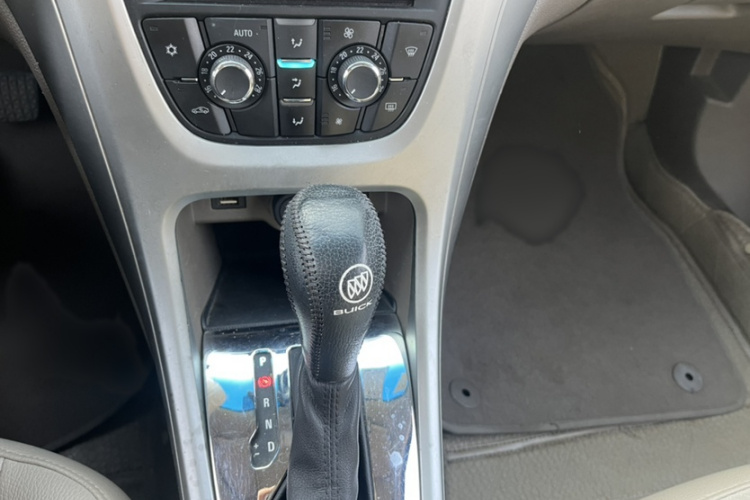 别克 英朗 2013款 GT 1.6L 自动时尚版局部细节18