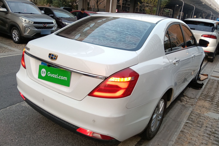 吉利汽车 帝豪 2017款 三厢百万款 1.5L 手动豪华型车身外观7