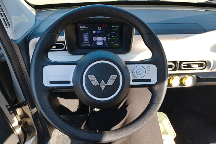 五菱汽车 宏光MINIEV 2024款 第三代 215km 青春版局部细节13