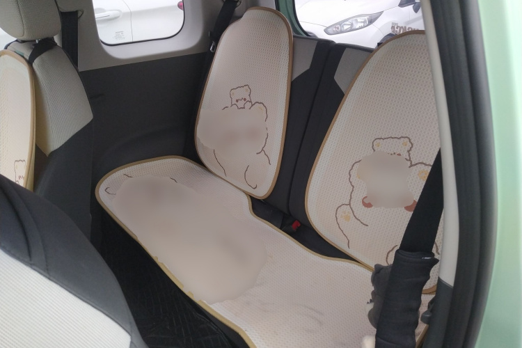 长安启源 长安Lumin 2022款 210km 香甜款中控内饰21