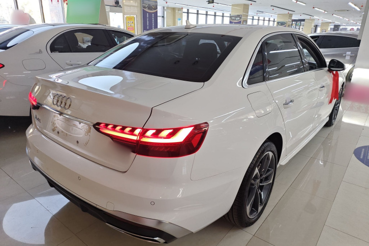 奥迪A4L 2024款 40 TFSI 时尚动感型车身外观6005