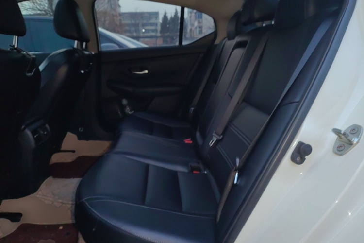 日产 轩逸 2022款 1.6L XL CVT悦享版中控内饰21