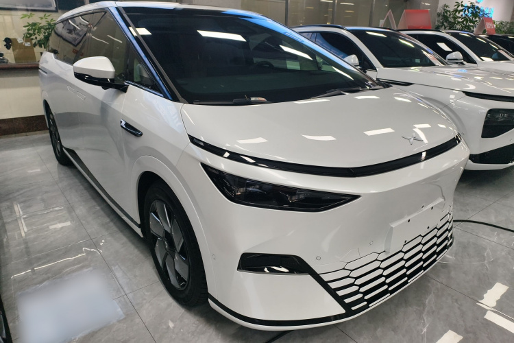 小鹏X9 2024款 702超长续航Max车身外观6002
