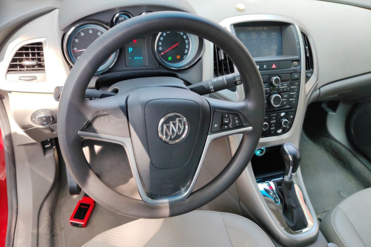 别克 英朗 2013款 XT 1.6L 自动时尚版局部细节13