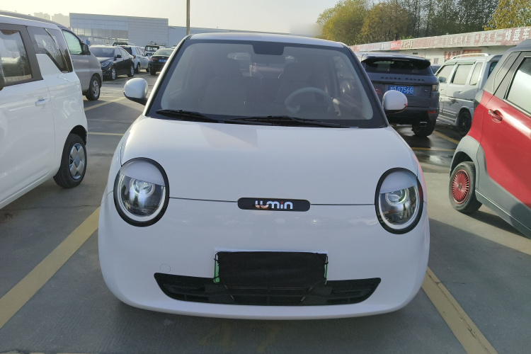 长安启源 长安Lumin 2023款 205km 香沁款车身外观2