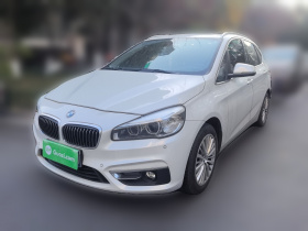 宝马2系旅行车(进口) 2014款 220i 豪华设计套装
