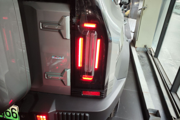 捷途山海 捷途旅行者C-DM 2024款 C-DM 129KM 林野版车身外观9