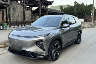 吉利银河 银河L7 2025款 EM-i 115km 探索+版