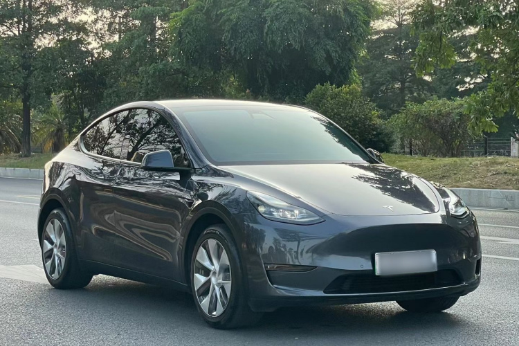 特斯拉 Model Y 2022款 长续航全轮驱动版车身外观6006
