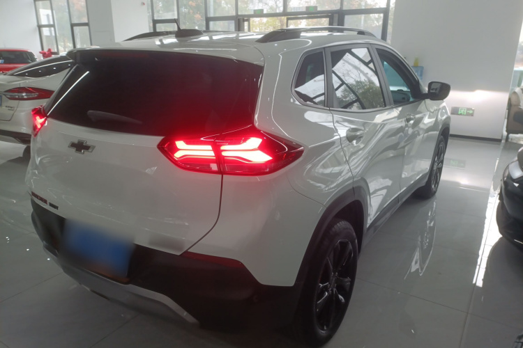 雪佛兰 创酷 2021款 Redline 335T CVT极版 国VI车身外观7