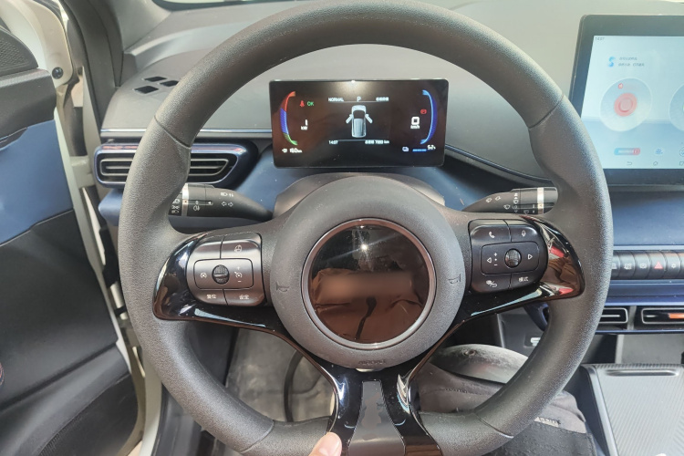 比亚迪 海鸥 2025款 305km 活力版中控内饰13