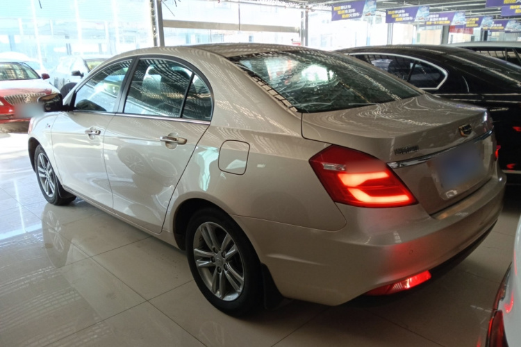 吉利汽车 帝豪 2017款 三厢百万款 1.5L CVT向上版车身外观4