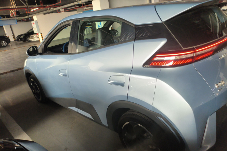 比亚迪 海鸥 2024款 荣耀版 405km 飞翔版车身外观6003