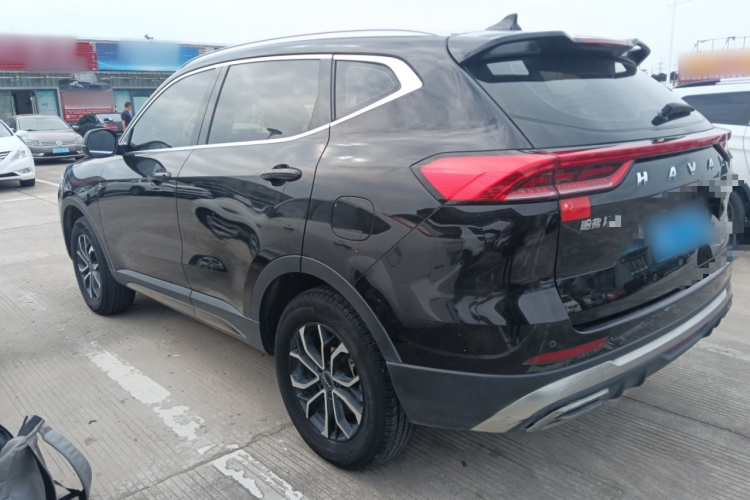 哈弗H6 2023款 国潮版 1.5T 自动都市版车身外观4