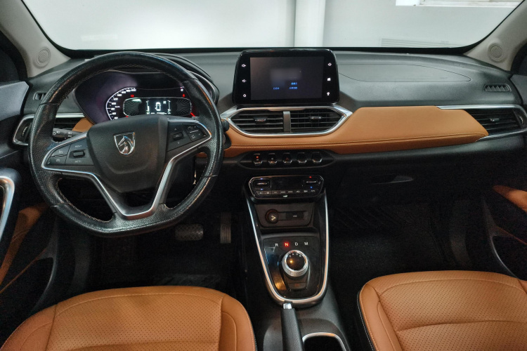 宝骏510 2017款 1.5L 自动豪华型中控内饰12