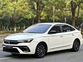 荣威i5 2021款 1.5L CVT铂金版