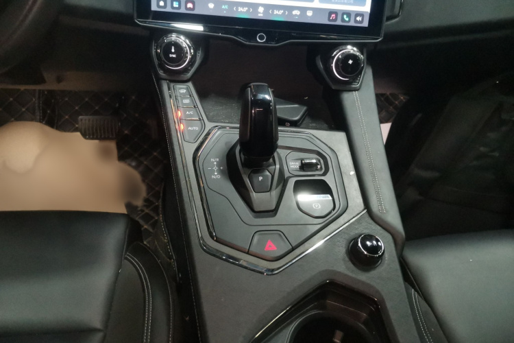 领克01 EM-P 2023款 1.5TD EM-P AM局部细节18