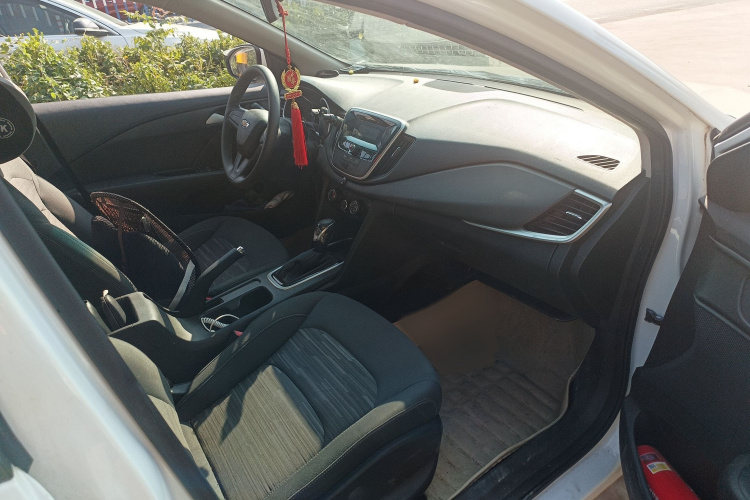 雪佛兰 科沃兹 2018款 320 自动欣享天窗版局部细节9005