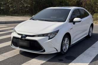 丰田 雷凌 2022款 双擎 1.8H E-CVT豪华版