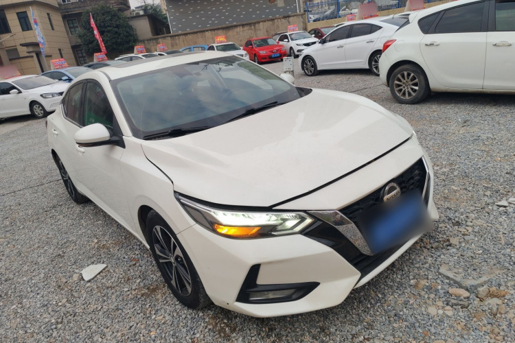 日产 轩逸 2021款 1.6L XL CVT悦享版车身外观3