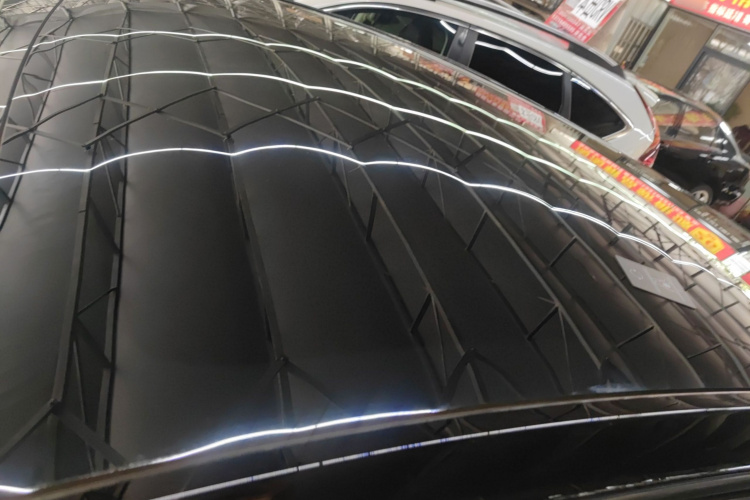 特斯拉 Model Y 2023款 高性能全轮驱动版局部细节57