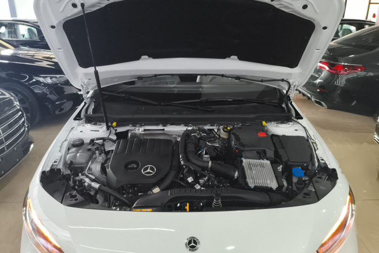 奔驰A级 2025款 A 200 L 时尚型局部细节24