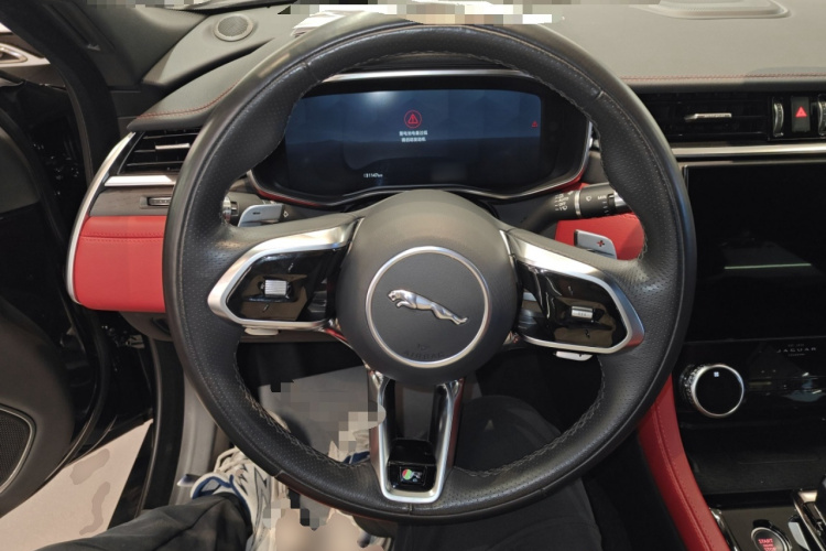 捷豹XFL 2022款 XFL 2.0T P250 两驱精英运动版中控内饰13